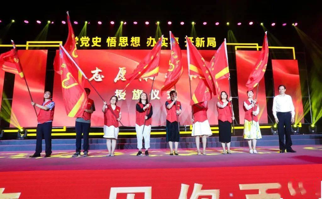 豪爵踏板车UC+R100大灯是进口的吗？