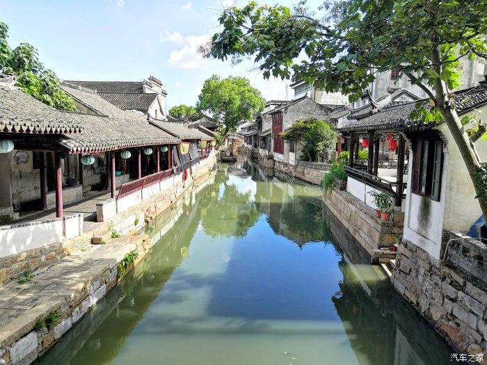 那么多人爱养鱼，你认为养鱼的乐趣在哪？游戏画面